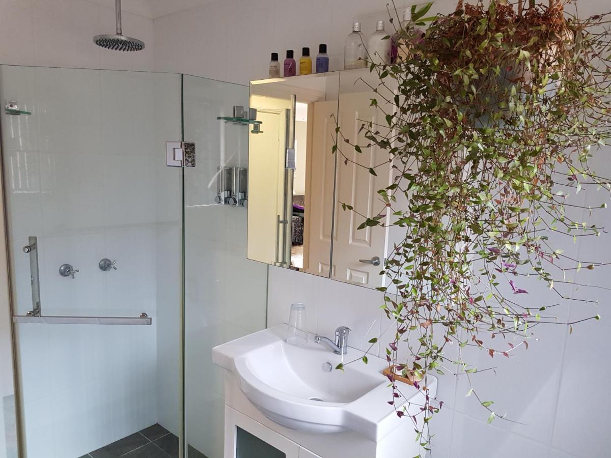 Sundowner Cottage Sanctuary Point Bagian luar foto
